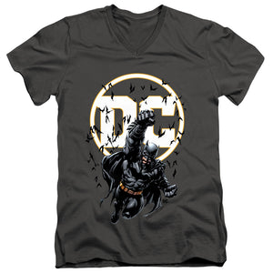AN OFFCIALLY LICENSED BATMAN BATMAN DC MEN'S V-NECK T-SHIRT CHARCOAL