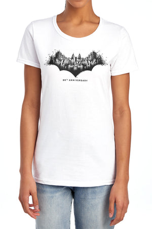 AN OFFCIALLY LICENSED BATMAN GOTHAM SHIELD WOMEN'S REGULAR FIT T-SHIRT ATHLETIC HEATHER