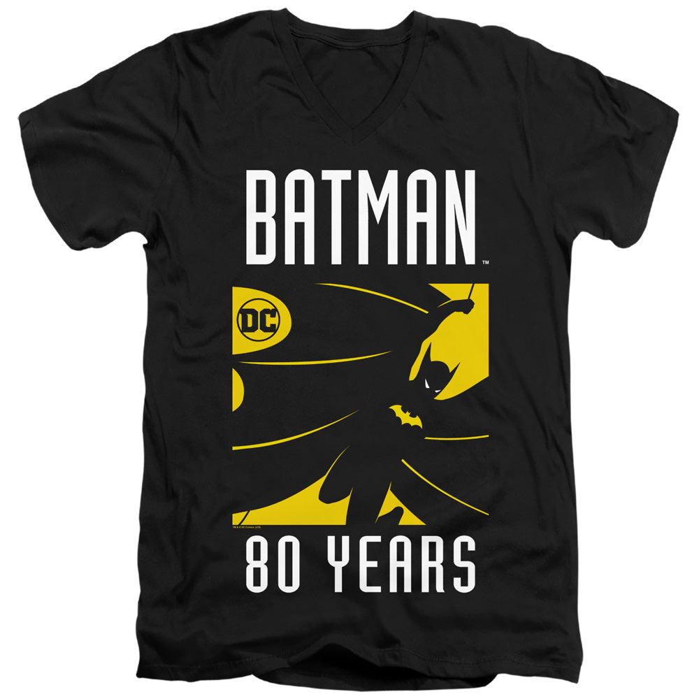 AN OFFCIALLY LICENSED BATMAN SILHOUETTE MEN'S V-NECK T-SHIRT BLACK