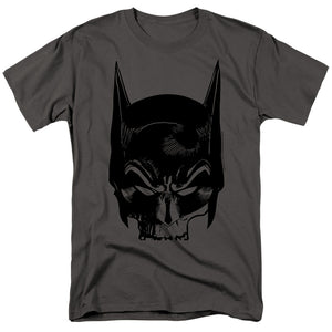 AN OFFCIALLY LICENSED BATMAN SKULL ON GRAY MEN'S REGULAR FIT T-SHIRT CHARCOAL