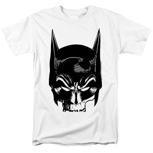 AN OFFCIALLY LICENSED BATMAN SKULL ON WHITE MEN'S REGULAR FIT T-SHIRT WHITE