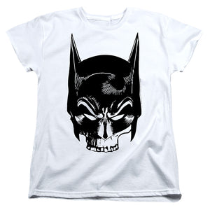 AN OFFCIALLY LICENSED BATMAN SKULL ON WHITE WOMEN'S REGULAR FIT T-SHIRT WHITE