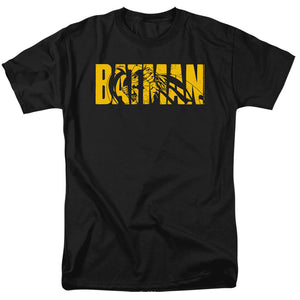 AN OFFCIALLY LICENSED BATMAN TEXT ON BLACK MEN'S REGULAR FIT T-SHIRT BLACK