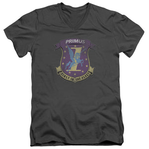 AN OFFCIALLY LICENSED BSG PRIMAS BADGE MEN'S V-NECK T-SHIRT CHARCOAL