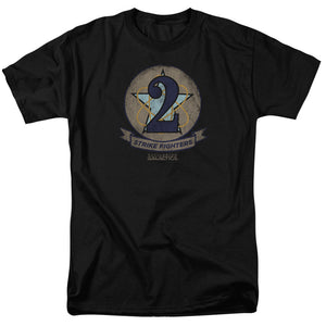 AN OFFCIALLY LICENSED BSG STRIKE FIGHTERS BADGE MEN'S REGULAR FIT T-SHIRT BLACK