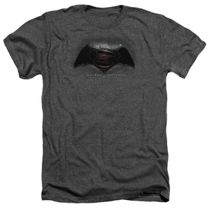 AN OFFCIALLY LICENSED BATMAN V SUPERMAN LOGO MEN'S HEATHER T-SHIRT CHARCOAL