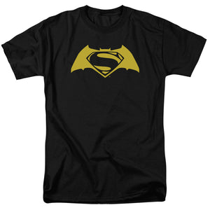 AN OFFCIALLY LICENSED BATMAN V SUPERMAN SIMPLE LOGO MEN'S REGULAR FIT T-SHIRT BLACK
