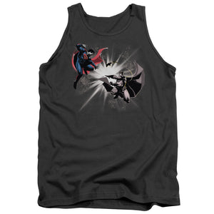 AN OFFCIALLY LICENSED BATMAN V SUPERMAN FIGHT BURST ADULT UNISEX TANK TOP CHARCOAL