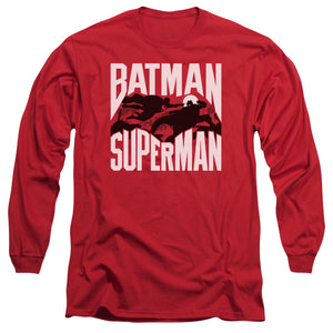 AN OFFCIALLY LICENSED BATMAN VS SUPERMAN SILHOUETTE FIGHT MEN'S LONG SLEEVE T-SHIRT RED