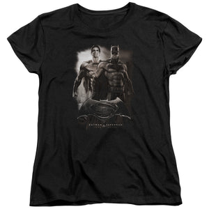 AN OFFCIALLY LICENSED BATMAN VS SUPERMAN DAWN WOMEN'S REGULAR FIT T-SHIRT BLACK