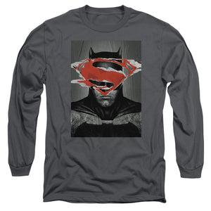 AN OFFCIALLY LICENSED BATMAN VS SUPERMAN BATMAN POSTER MEN'S LONG SLEEVE T-SHIRT CHARCOAL