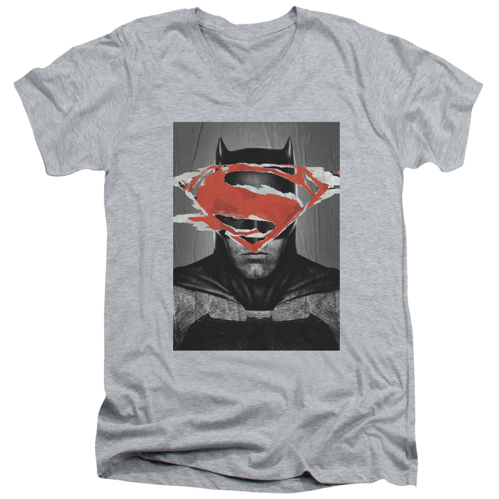 AN OFFCIALLY LICENSED BATMAN VS SUPERMAN BATMAN POSTER MEN'S V-NECK T-SHIRT ATHLETIC HEATHER