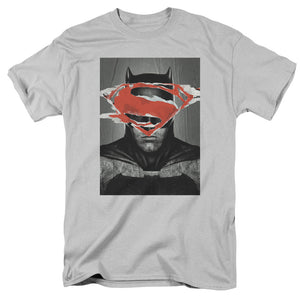 AN OFFCIALLY LICENSED BATMAN VS SUPERMAN BATMAN POSTER MEN'S REGULAR FIT T-SHIRT SILVER