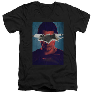 AN OFFCIALLY LICENSED BATMAN VS SUPERMAN SUPERMAN POSTER MEN'S V-NECK T-SHIRT BLACK