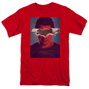 AN OFFCIALLY LICENSED BATMAN VS SUPERMAN SUPERMAN POSTER MEN'S REGULAR FIT T-SHIRT RED