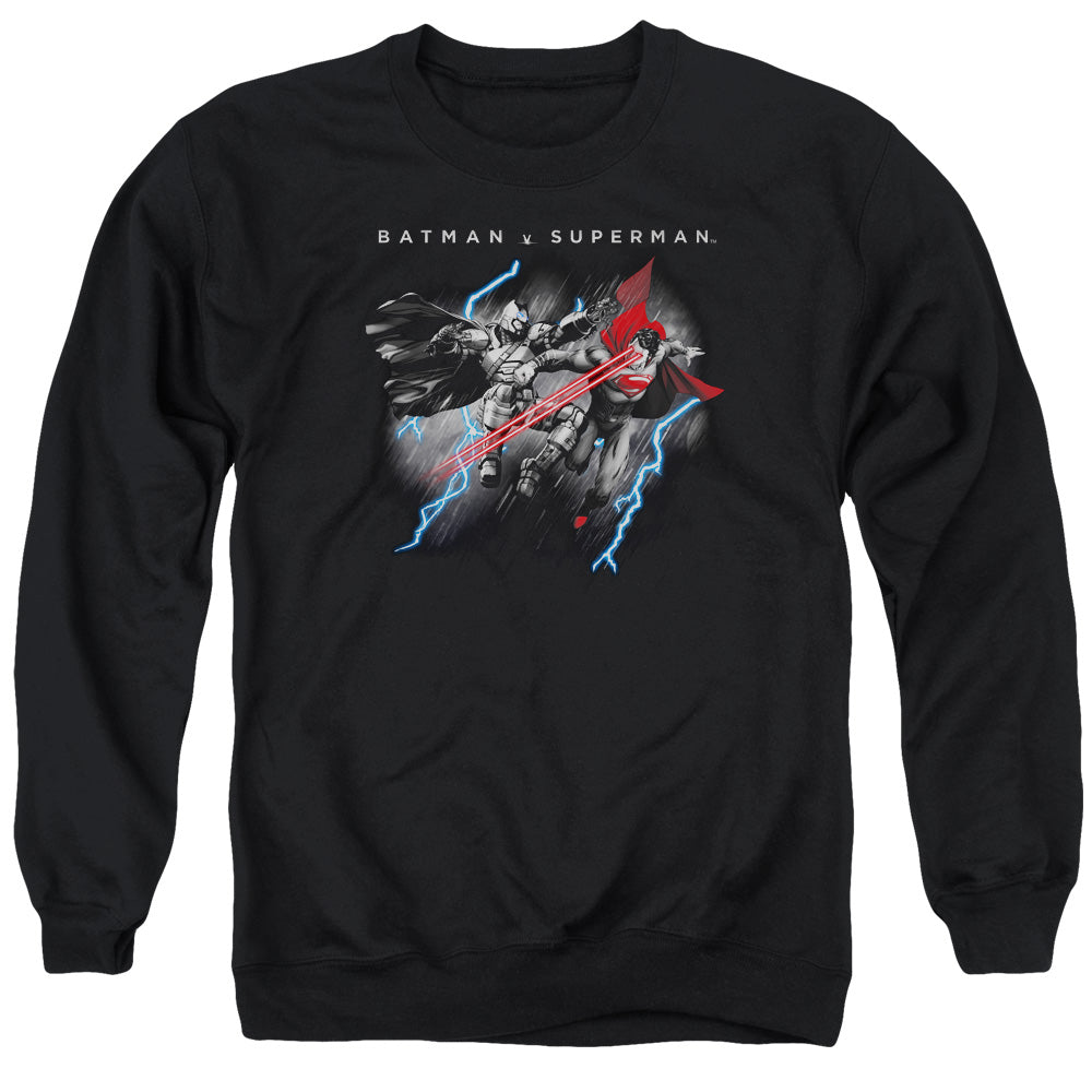 AN OFFCIALLY LICENSED BATMAN V SUPERMAN LIGHTNING FIGHT ADULT UNISEX CREWNECK SWEATSHIRT BLACK
