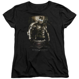 AN OFFCIALLY LICENSED BATMAN V SUPERMAN BATS GROUND ZERO WOMEN'S REGULAR FIT T-SHIRT BLACK