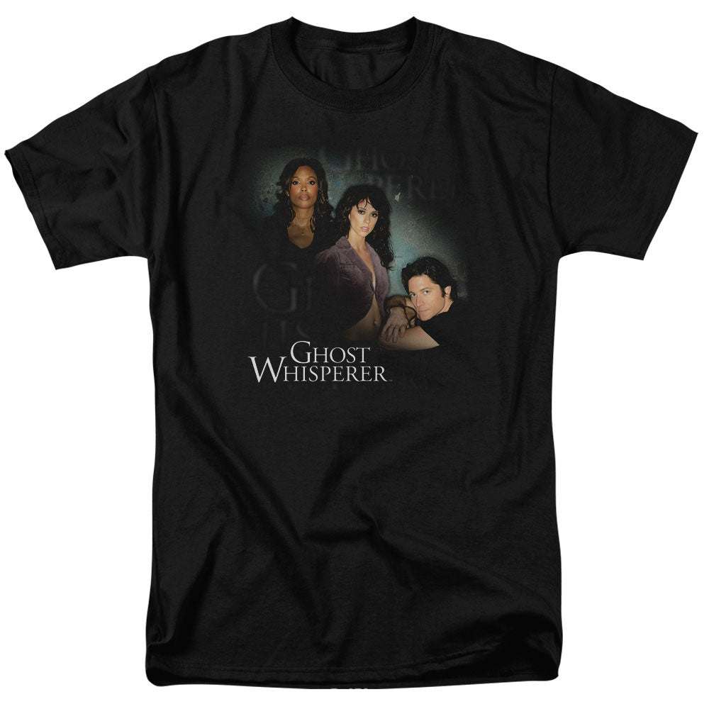 AN OFFCIALLY LICENSED GHOST WHISPERER DIAGONAL CAST MEN'S REGULAR FIT T-SHIRT BLACK