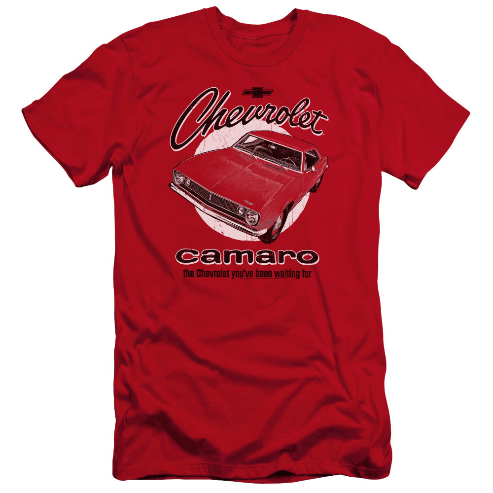 AN OFFCIALLY LICENSED CHEVROLET RETRO CAMARO MEN'S PREMIUM SLIM FIT T-SHIRT RED