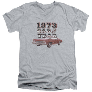 AN OFFCIALLY LICENSED CHEVROLET CAR OF THE YEAR MEN'S V-NECK T-SHIRT ATHLETIC HEATHER