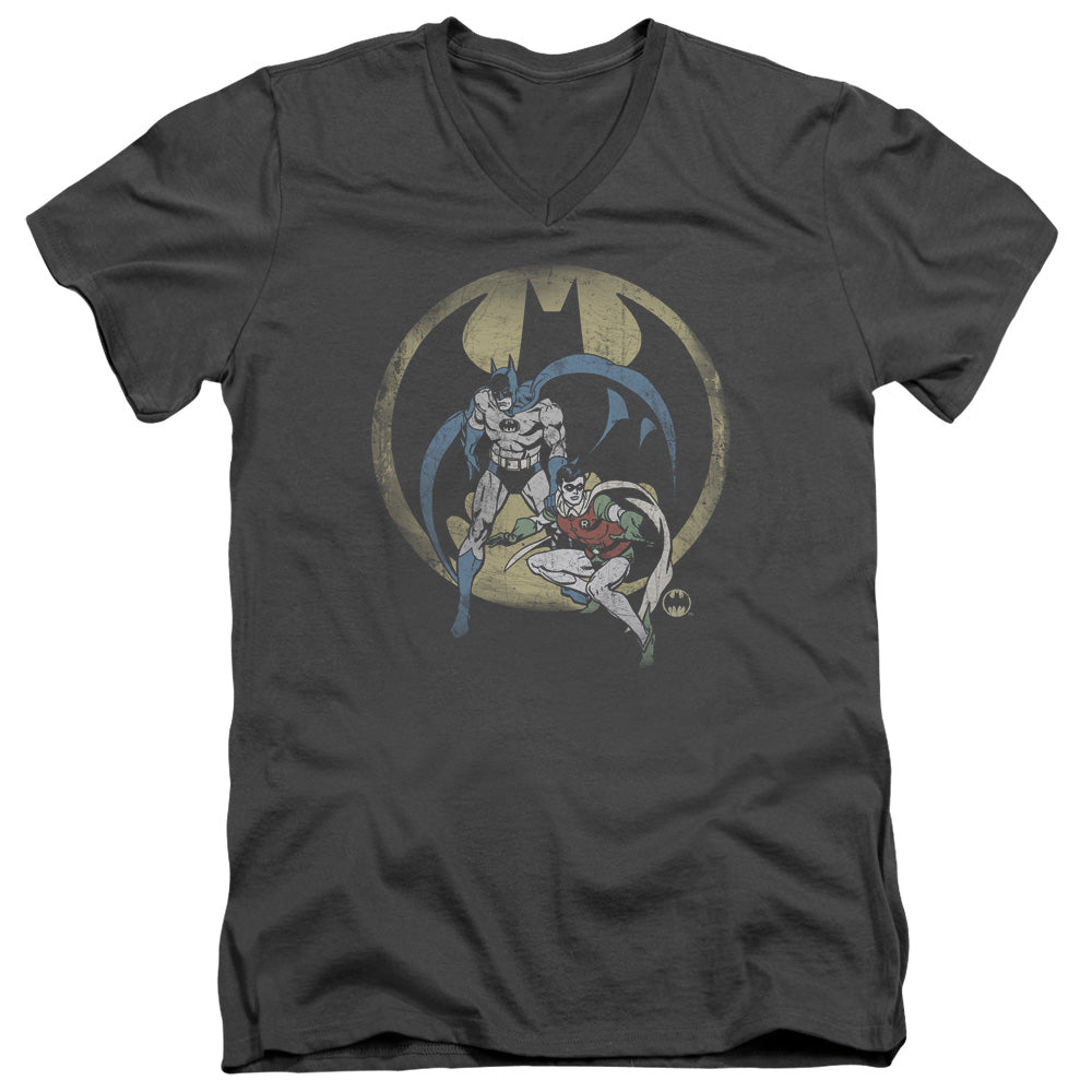 AN OFFCIALLY LICENSED DC TEAM MEN'S V-NECK T-SHIRT CHARCOAL