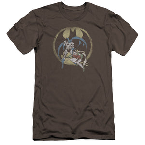 AN OFFCIALLY LICENSED DC TEAM MEN'S PREMIUM SLIM FIT T-SHIRT CHARCOAL