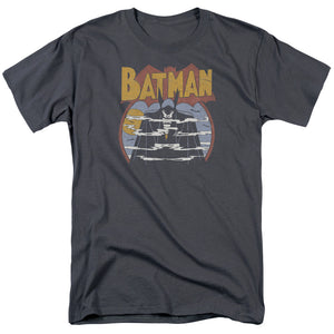 AN OFFCIALLY LICENSED DC FOGGY MEN'S REGULAR FIT T-SHIRT CHARCOAL