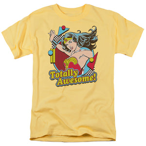 AN OFFCIALLY LICENSED DC TOTALLY AWESOME MEN'S REGULAR FIT T-SHIRT BANANA