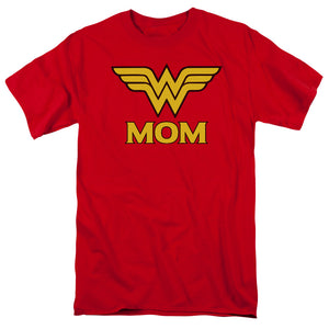 AN OFFCIALLY LICENSED DCO WONDER MOM MEN'S REGULAR FIT T-SHIRT RED