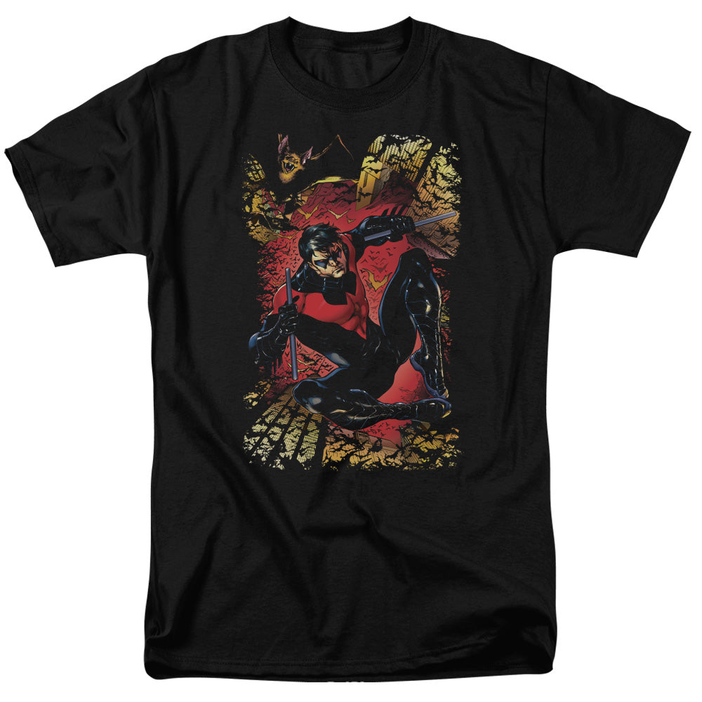 AN OFFCIALLY LICENSED JLA NIGHTWING #1 MEN'S REGULAR FIT T-SHIRT BLACK