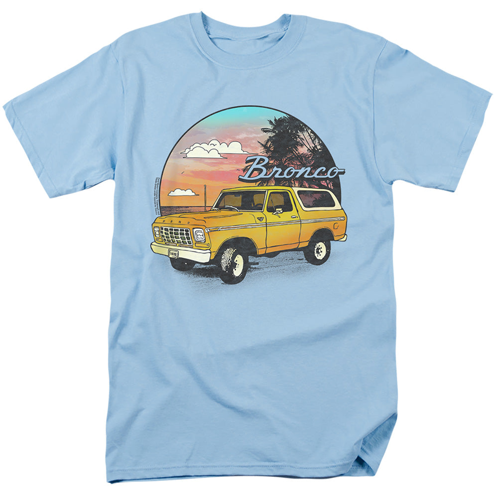 AN OFFCIALLY LICENSED FORD BRONCO BRONCO AT THE BEACH MEN'S REGULAR FIT T-SHIRT LIGHT BLUE