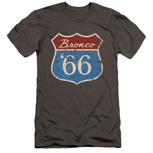 AN OFFCIALLY LICENSED FORD BRONCO ROUTE 66 BRONCO MEN'S PREMIUM SLIM FIT T-SHIRT CHARCOAL