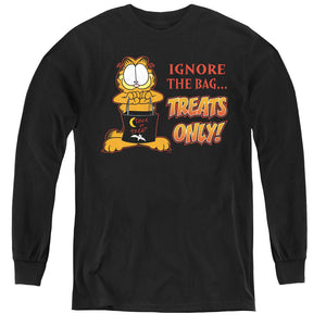 AN OFFCIALLY LICENSED GARFIELD TREATS ONLY YOUTH LONG SLEEVE T-SHIRT BLACK