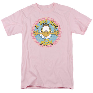 AN OFFCIALLY LICENSED GARFIELD A BIG HUG FOR MOM MEN'S REGULAR FIT T-SHIRT PINK