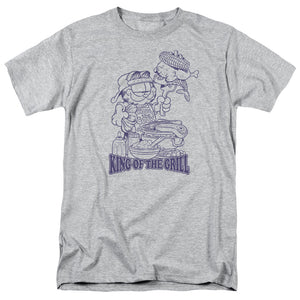 AN OFFCIALLY LICENSED GARFIELD KING OF THE GRILL MEN'S REGULAR FIT T-SHIRT ATHLETIC HEATHER