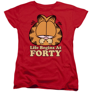 AN OFFCIALLY LICENSED GARFIELD LIFE BEGINS AT FORTY WOMEN'S REGULAR FIT T-SHIRT RED