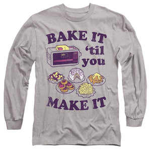 AN OFFCIALLY LICENSED EASY BAKE OVEN BAKE IT TIL YOU MAKE IT MEN'S LONG SLEEVE T-SHIRT ATHLETIC HEATHER