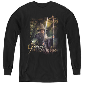 AN OFFCIALLY LICENSED HOBBIT SWORD AND STAFF YOUTH LONG SLEEVE T-SHIRT BLACK