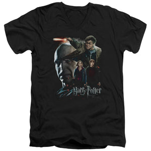 AN OFFCIALLY LICENSED HARRY POTTER FINAL FIGHT MEN'S V-NECK T-SHIRT BLACK