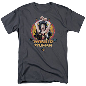 AN OFFCIALLY LICENSED JLA POWERFUL WOMAN MEN'S REGULAR FIT T-SHIRT CHARCOAL