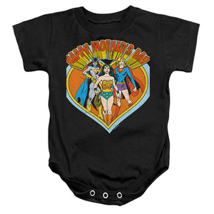 AN OFFCIALLY LICENSED JUSTICE LEAGUE JLA MOTHERS DAY HEART BABY BODYSUIT BLACK