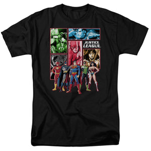 AN OFFCIALLY LICENSED JLA JUSTICE LEAGUE PANELS MEN'S REGULAR FIT T-SHIRT BLACK