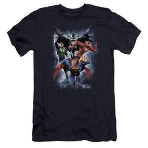 AN OFFCIALLY LICENSED JLA THE COMING STORM MEN'S PREMIUM SLIM FIT T-SHIRT NAVY
