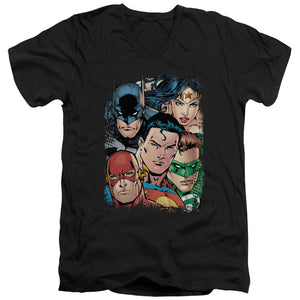 AN OFFCIALLY LICENSED JLA UP CLOSE AND PERSONAL MEN'S V-NECK T-SHIRT BLACK