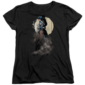 AN OFFCIALLY LICENSED JLA ZATANNA ILLUSION WOMEN'S REGULAR FIT T-SHIRT BLACK