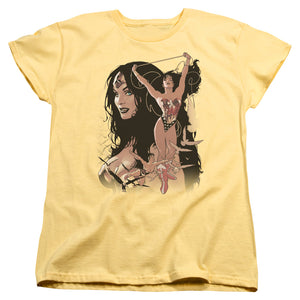AN OFFCIALLY LICENSED JLA WW #150 COVER WOMEN'S REGULAR FIT T-SHIRT BANANA