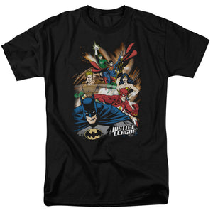 AN OFFCIALLY LICENSED JLA STARBURST MEN'S REGULAR FIT T-SHIRT BLACK