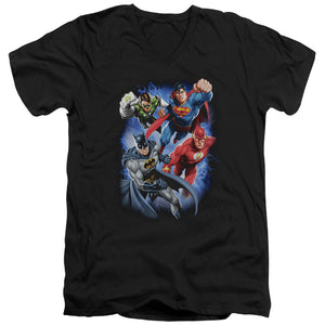 AN OFFCIALLY LICENSED JLA STORM MAKERS MEN'S V-NECK T-SHIRT BLACK