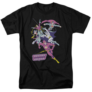 AN OFFCIALLY LICENSED JLA COLORFUL LEAGUE MEN'S REGULAR FIT T-SHIRT BLACK