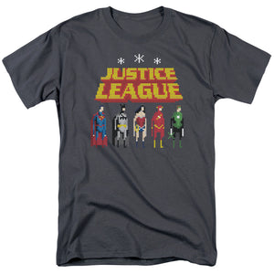 AN OFFCIALLY LICENSED JLA STANDING BELOW MEN'S REGULAR FIT T-SHIRT CHARCOAL